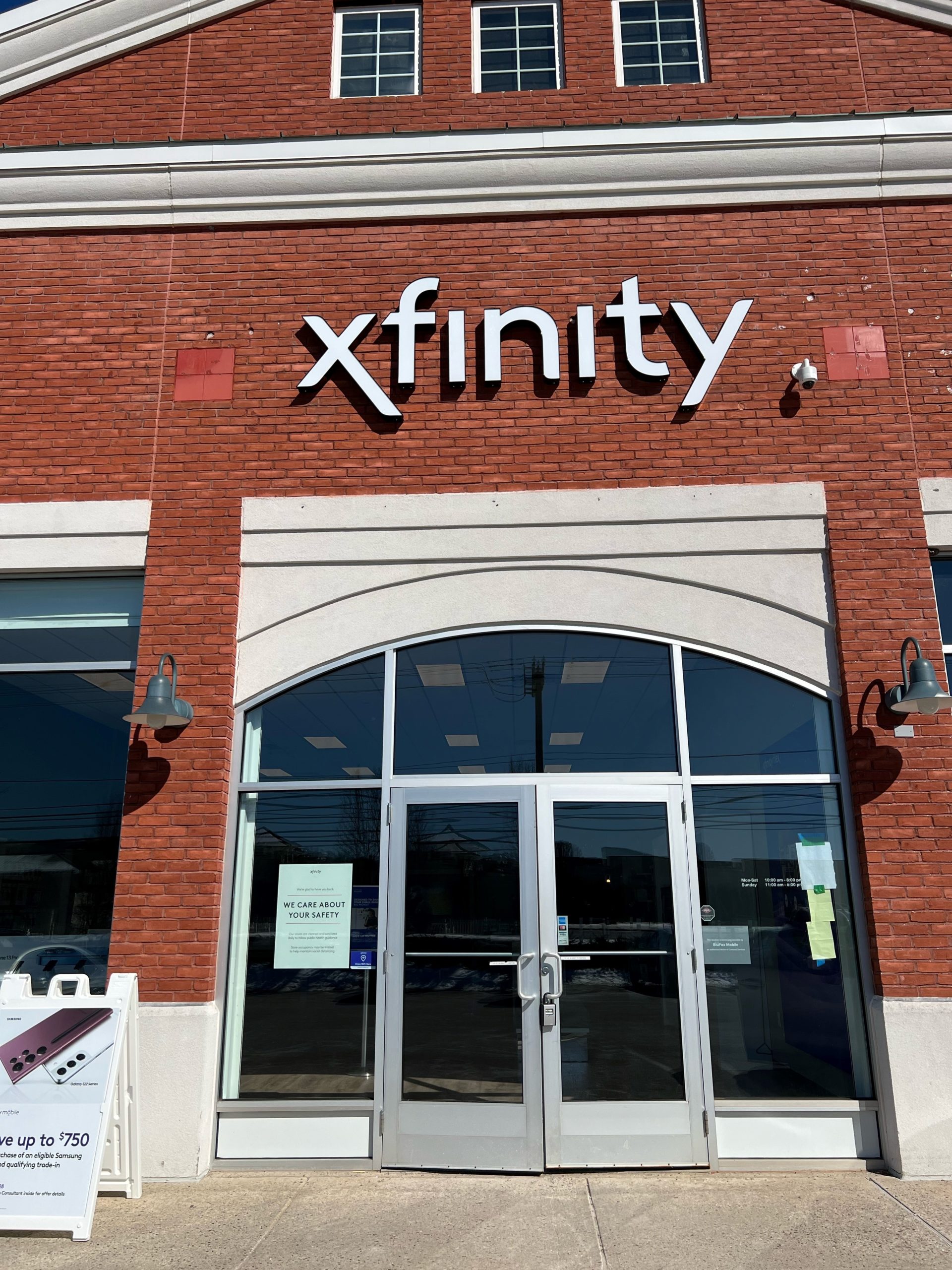Xfinity Authorized User 32 - 7ijp8uh