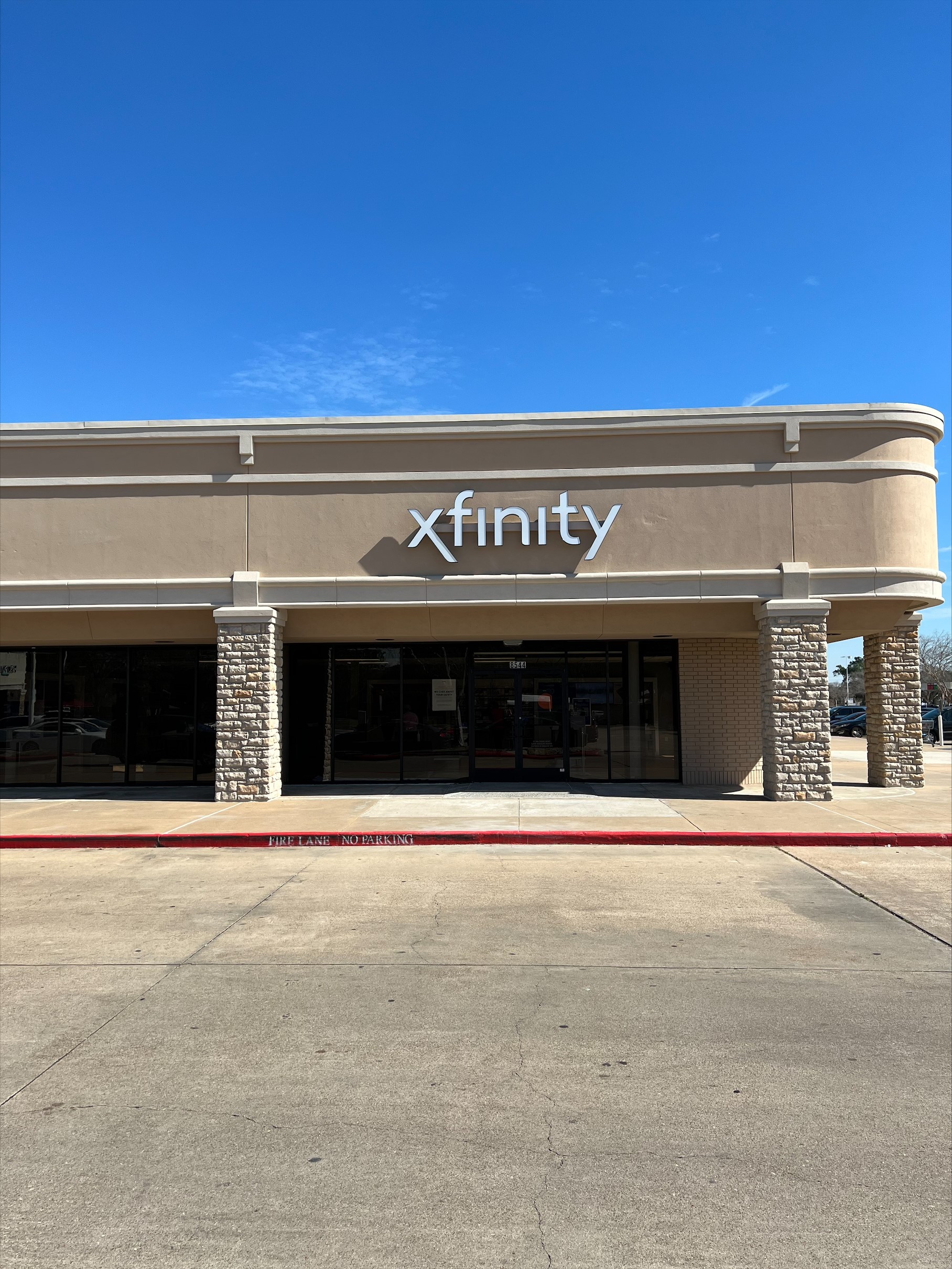 Nearest Xfinity Office - wmnvefg